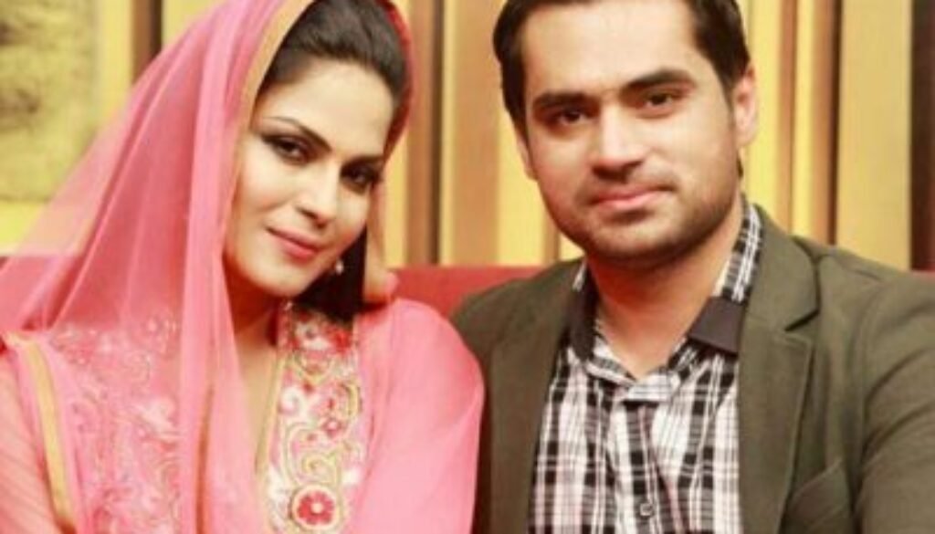 Veena-Malik-with-Asad-Khattak