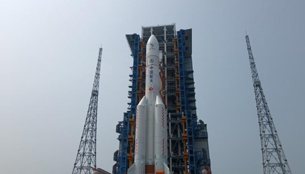 main-rocket-china1714236270-0
